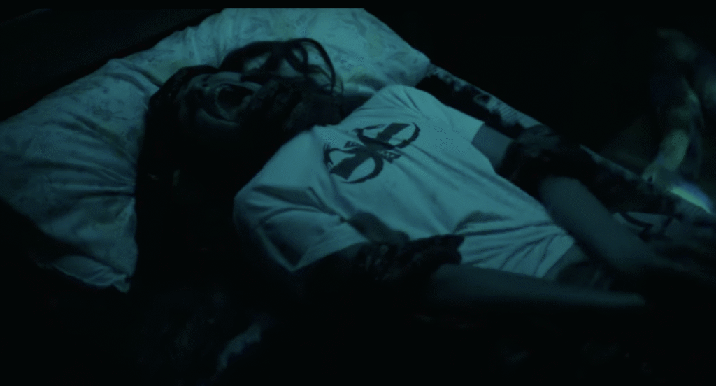 ¿Está «Verónica» basada en una historia real? 4 una adolescente que juega con lo oculto, una muerte inesperada, y una familia enfrentándose a lo imposible