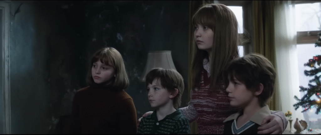 Los Hodgson: una familia acosada por algo que no se puede ver